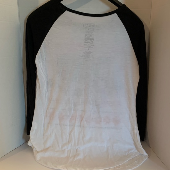 Marvel Christmas softball tee-shirt - Picture 3 of 3